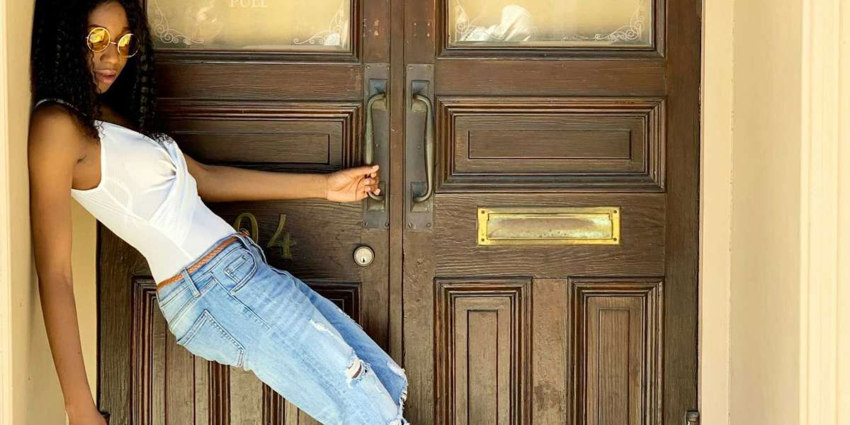 How to Style Statement Heels: Make Your Shoes the Star of Your Look