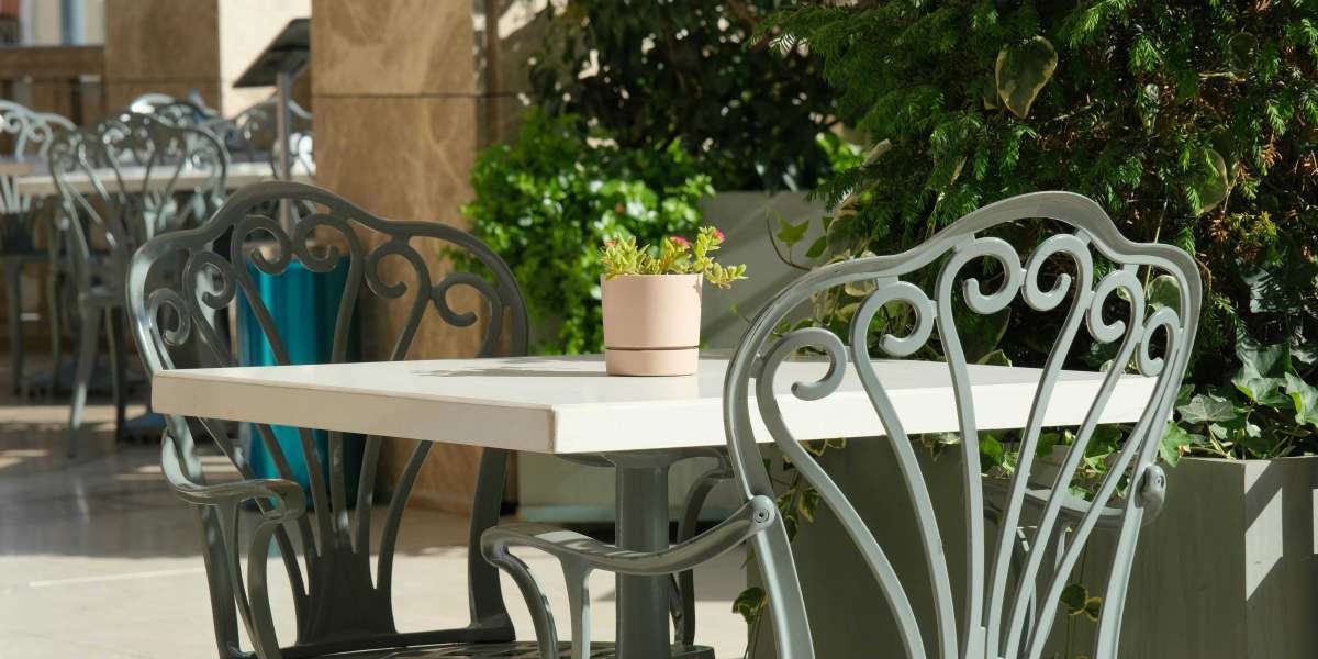 How Are Cafes in Bengaluru Catering to the Remote Work Generation?